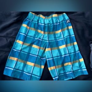 Nike shorts boys M (10-12) yrs blue plaid